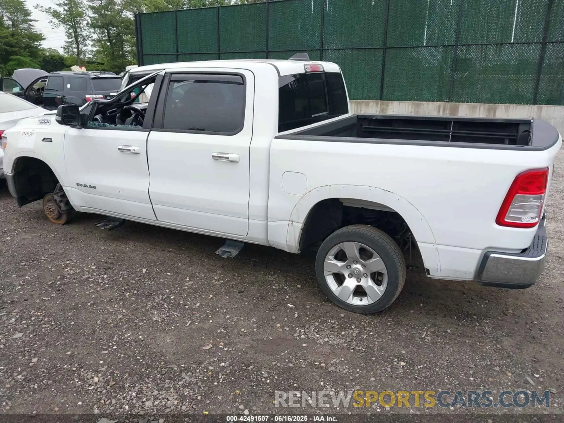 3 Photograph of a damaged car 1C6SRFFT6KN587871 RAM 1500 2019