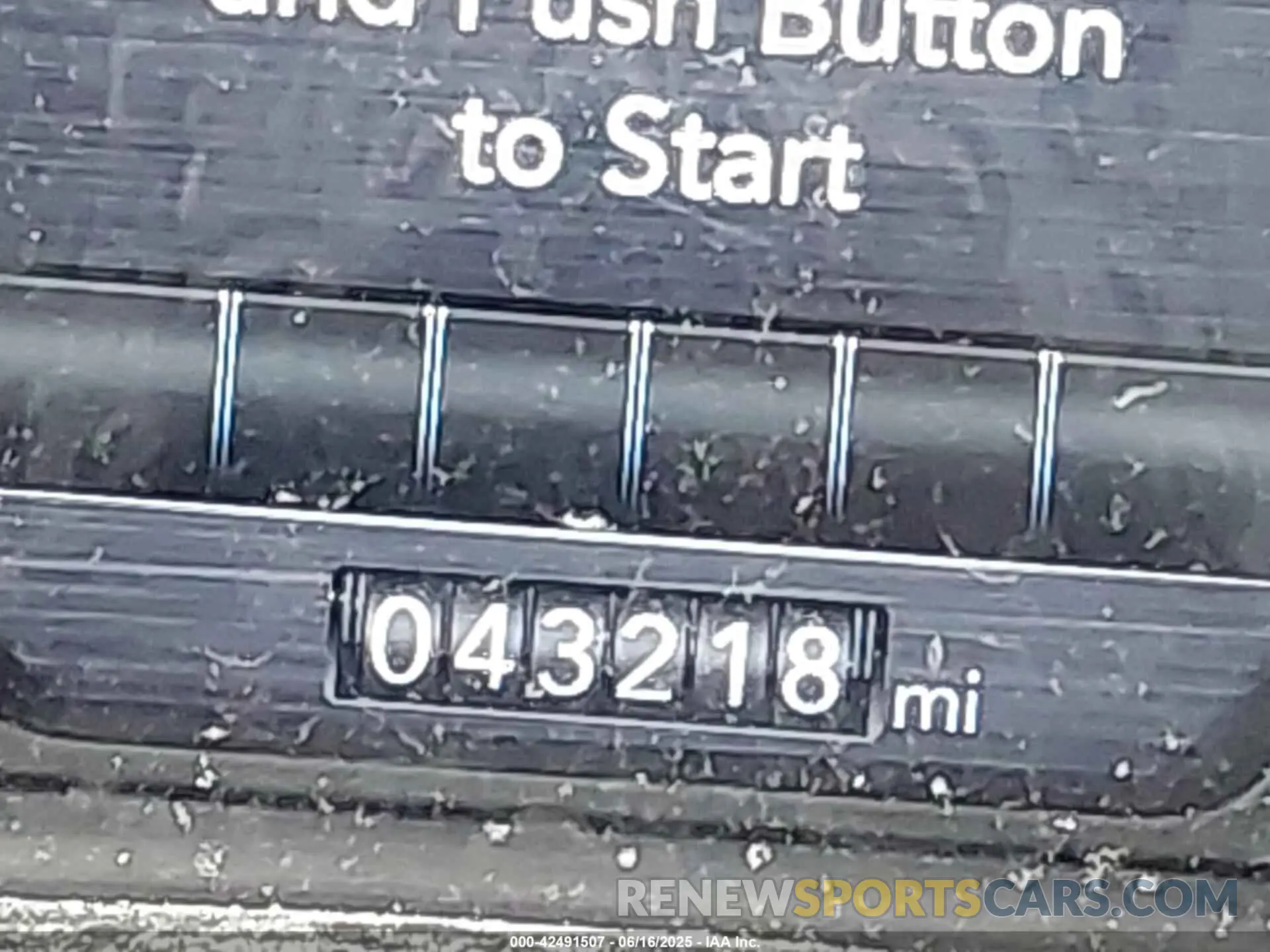 7 Photograph of a damaged car 1C6SRFFT6KN587871 RAM 1500 2019