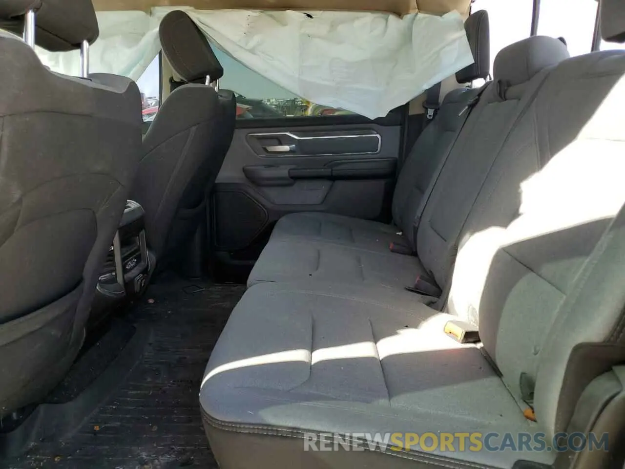 10 Photograph of a damaged car 1C6SRFFT6KN600666 RAM 1500 2019