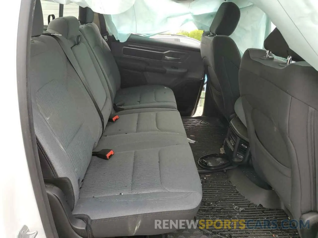 10 Photograph of a damaged car 1C6SRFFT6KN603812 RAM 1500 2019