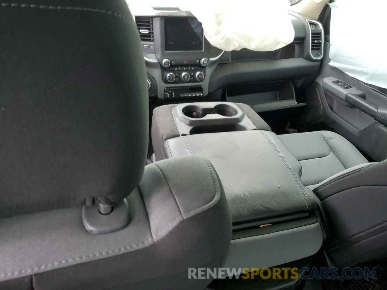 8 Photograph of a damaged car 1C6SRFFT6KN603812 RAM 1500 2019