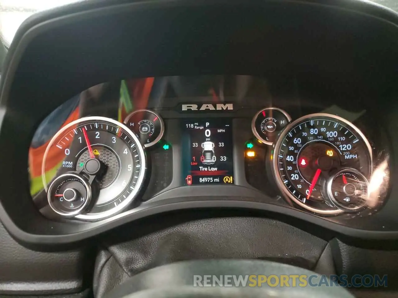 9 Photograph of a damaged car 1C6SRFFT6KN622358 RAM 1500 2019