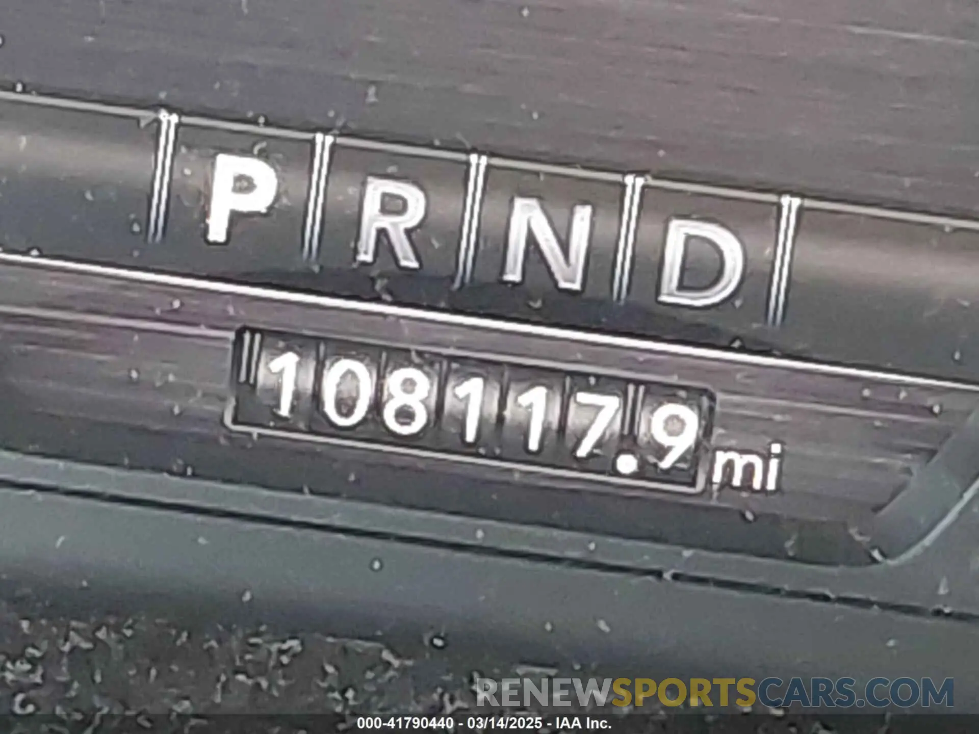 15 Photograph of a damaged car 1C6SRFFT6KN904290 RAM 1500 2019