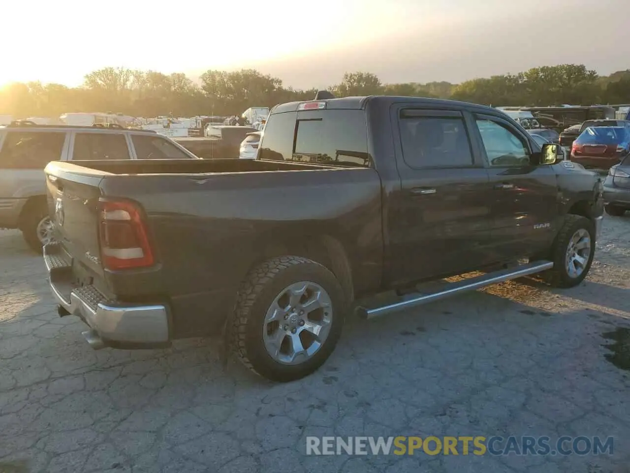 3 Photograph of a damaged car 1C6SRFFT7KN535777 RAM 1500 2019