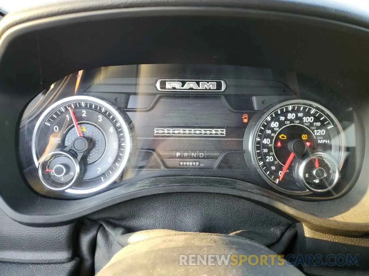 9 Photograph of a damaged car 1C6SRFFT7KN535777 RAM 1500 2019