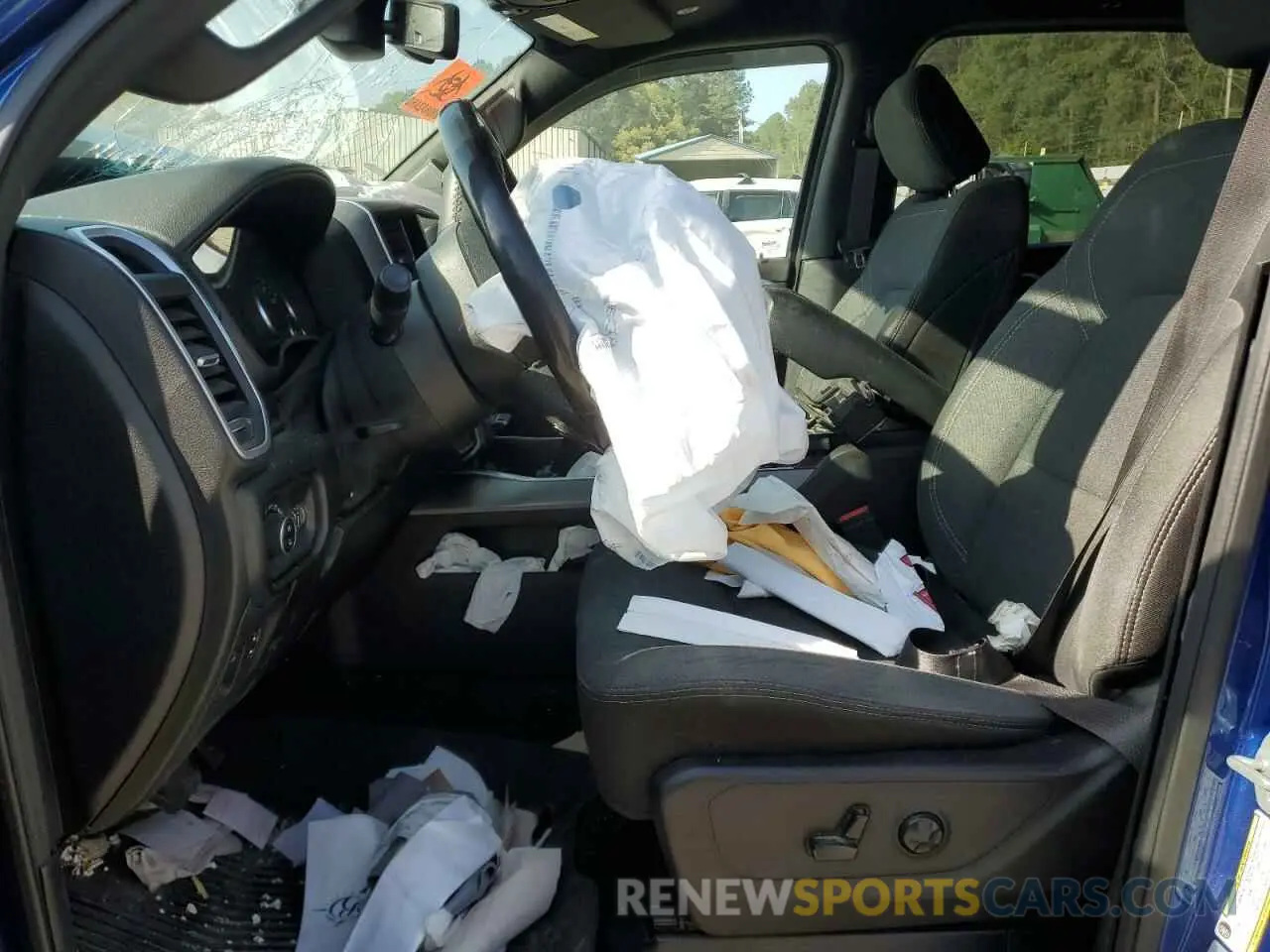 7 Photograph of a damaged car 1C6SRFFT7KN663257 RAM 1500 2019