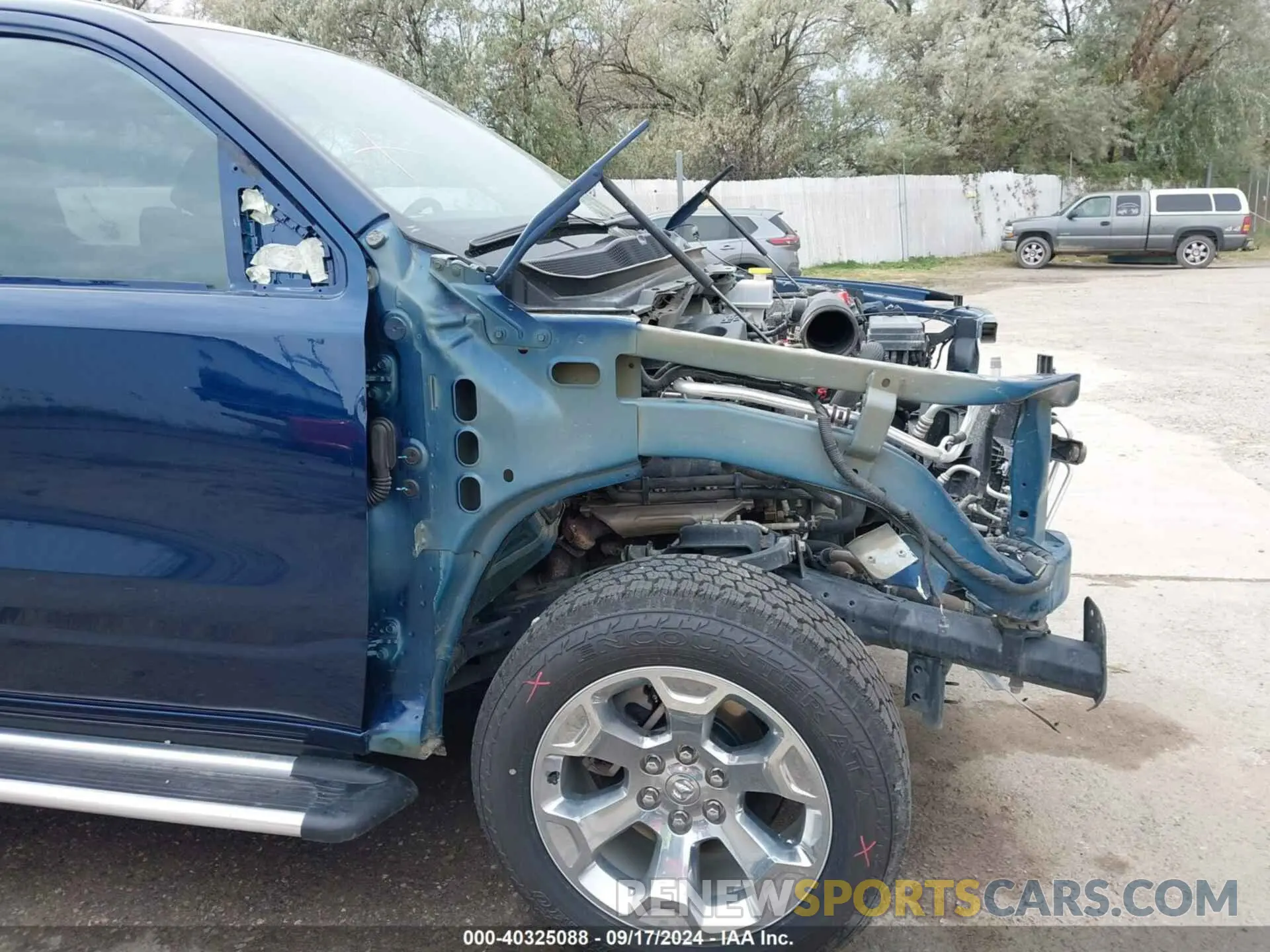 20 Photograph of a damaged car 1C6SRFFT7KN663677 RAM 1500 2019