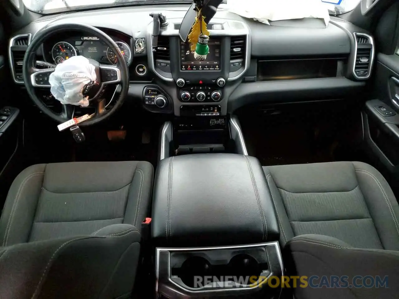 8 Photograph of a damaged car 1C6SRFFT8KN540180 RAM 1500 2019