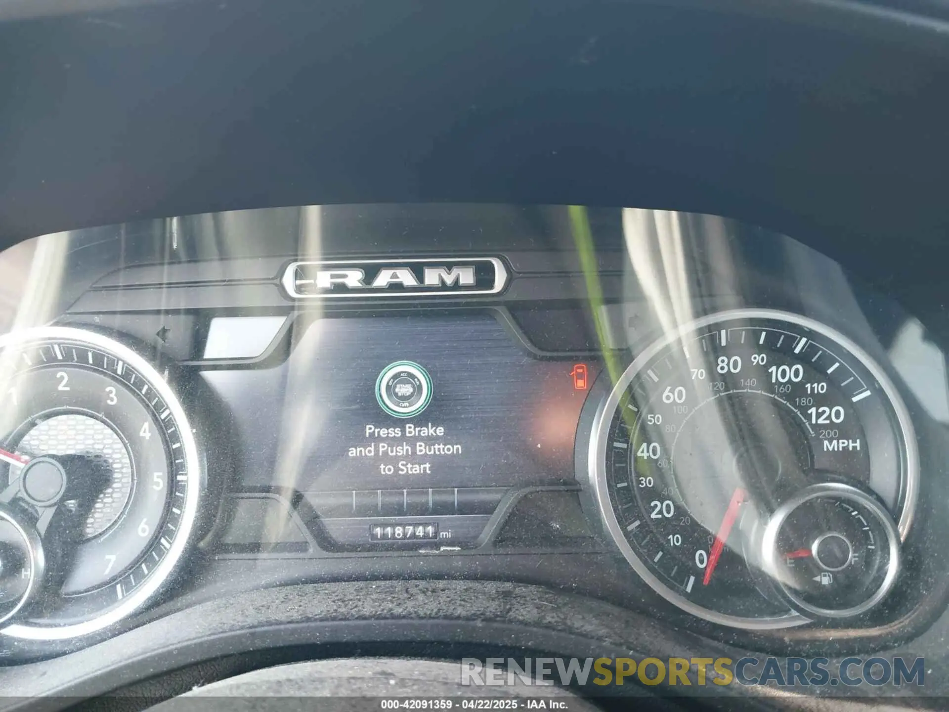 7 Photograph of a damaged car 1C6SRFFT8KN640392 RAM 1500 2019