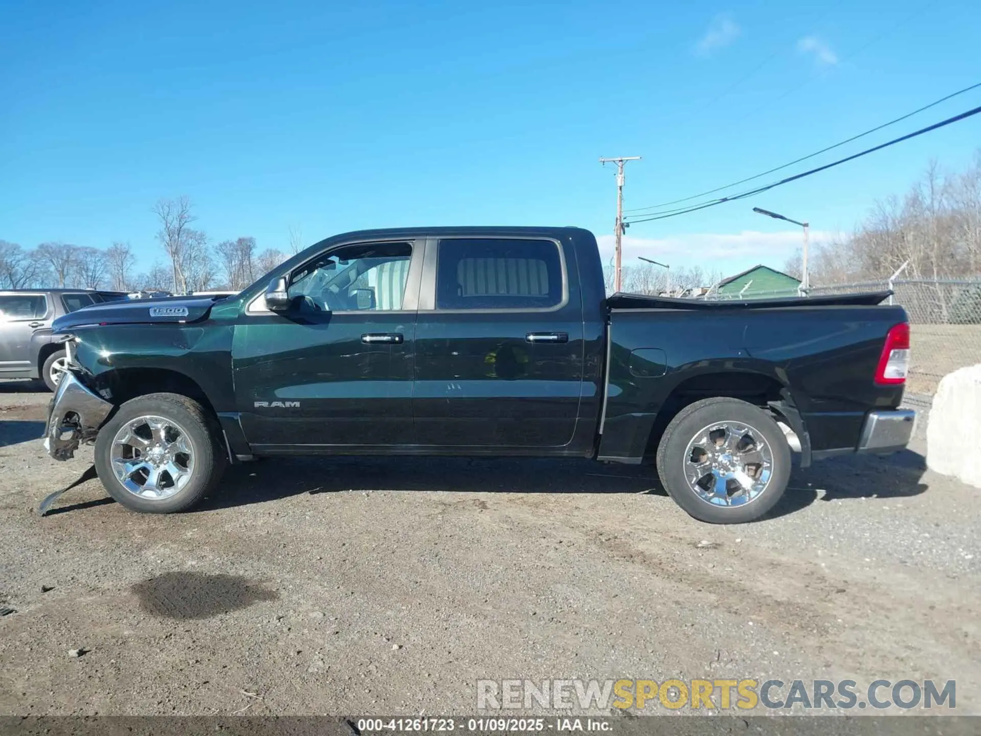 14 Photograph of a damaged car 1C6SRFFT8KN659895 RAM 1500 2019
