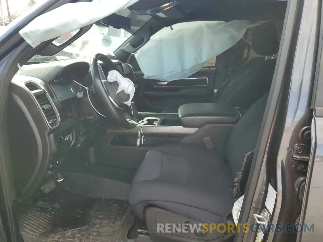 7 Photograph of a damaged car 1C6SRFFT8KN719898 RAM 1500 2019