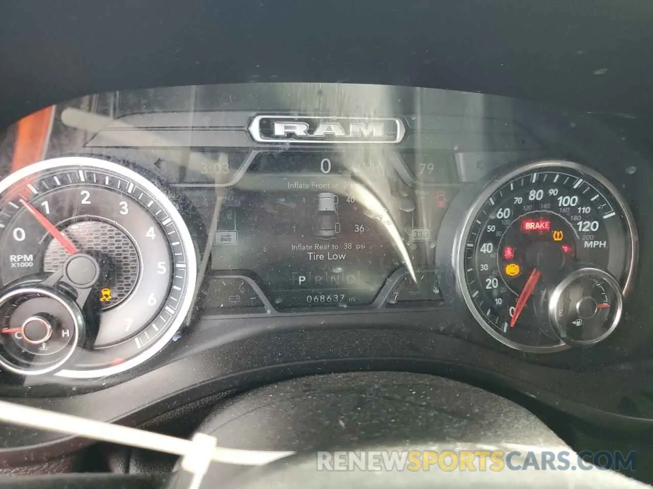 9 Photograph of a damaged car 1C6SRFFT8KN719898 RAM 1500 2019