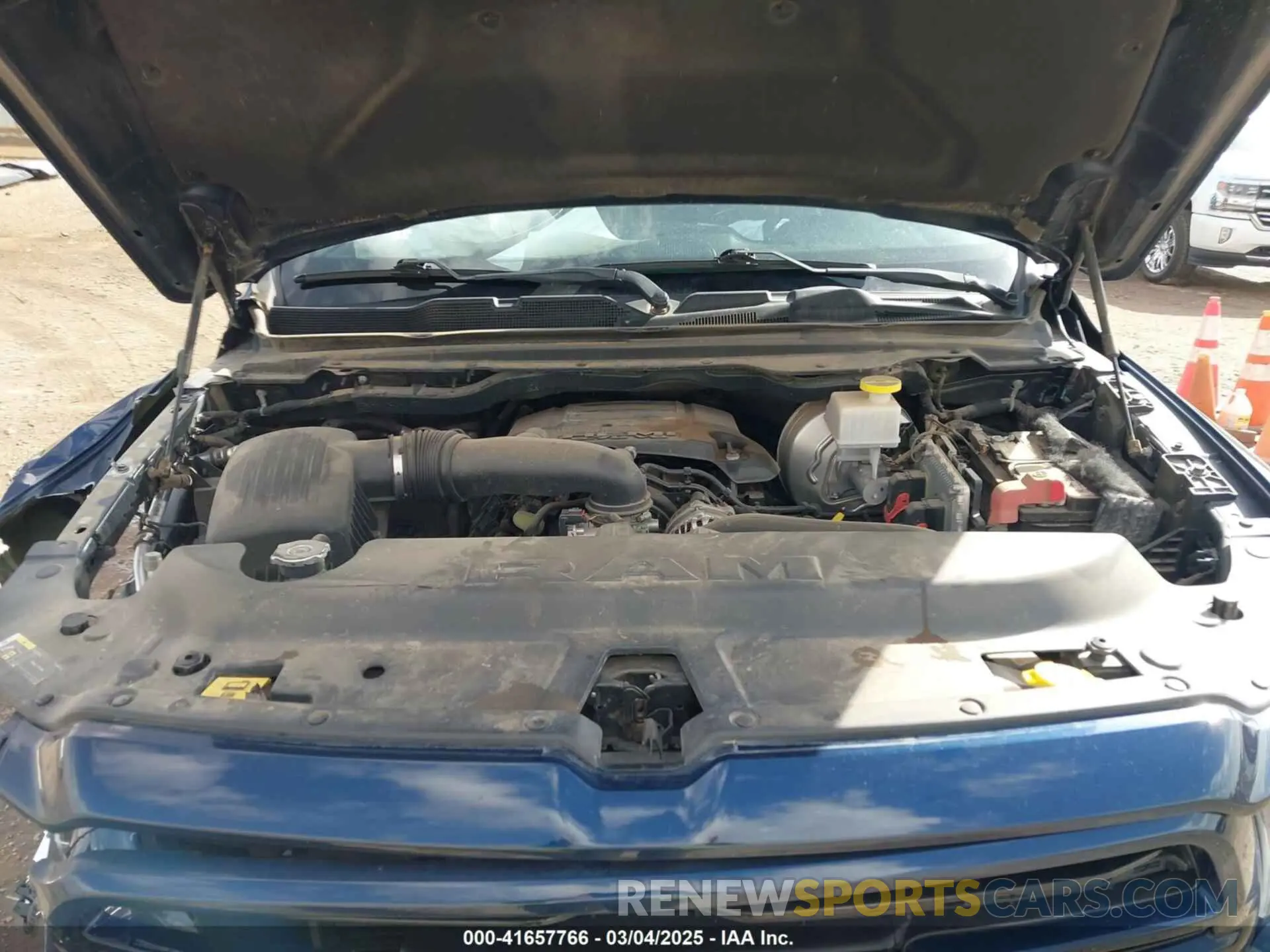 7 Photograph of a damaged car 1C6SRFFT8KN767708 RAM 1500 2019