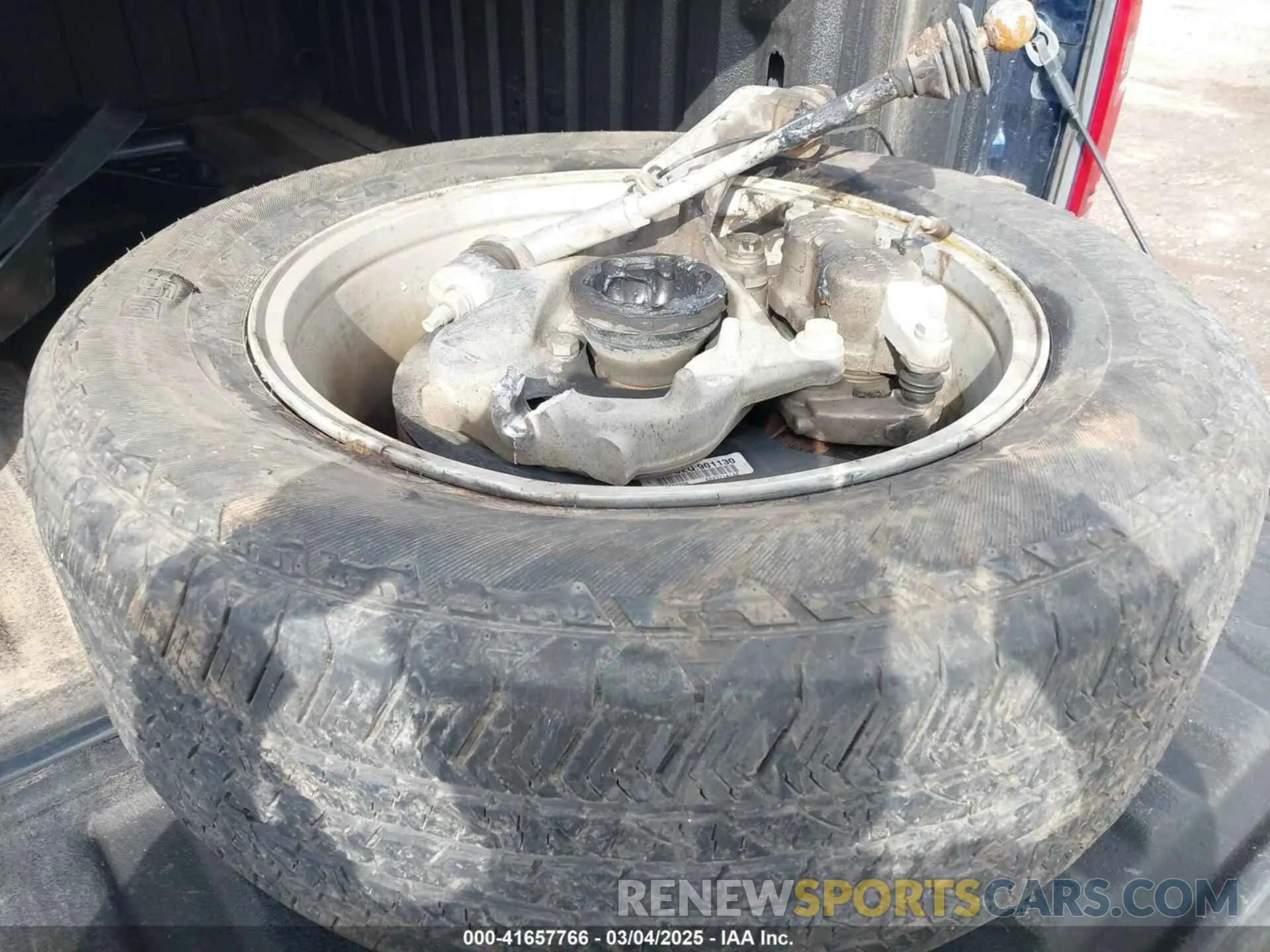9 Photograph of a damaged car 1C6SRFFT8KN767708 RAM 1500 2019