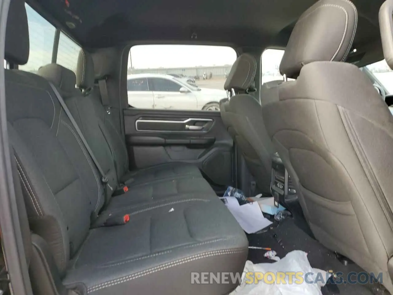 10 Photograph of a damaged car 1C6SRFFT8KN781642 RAM 1500 2019