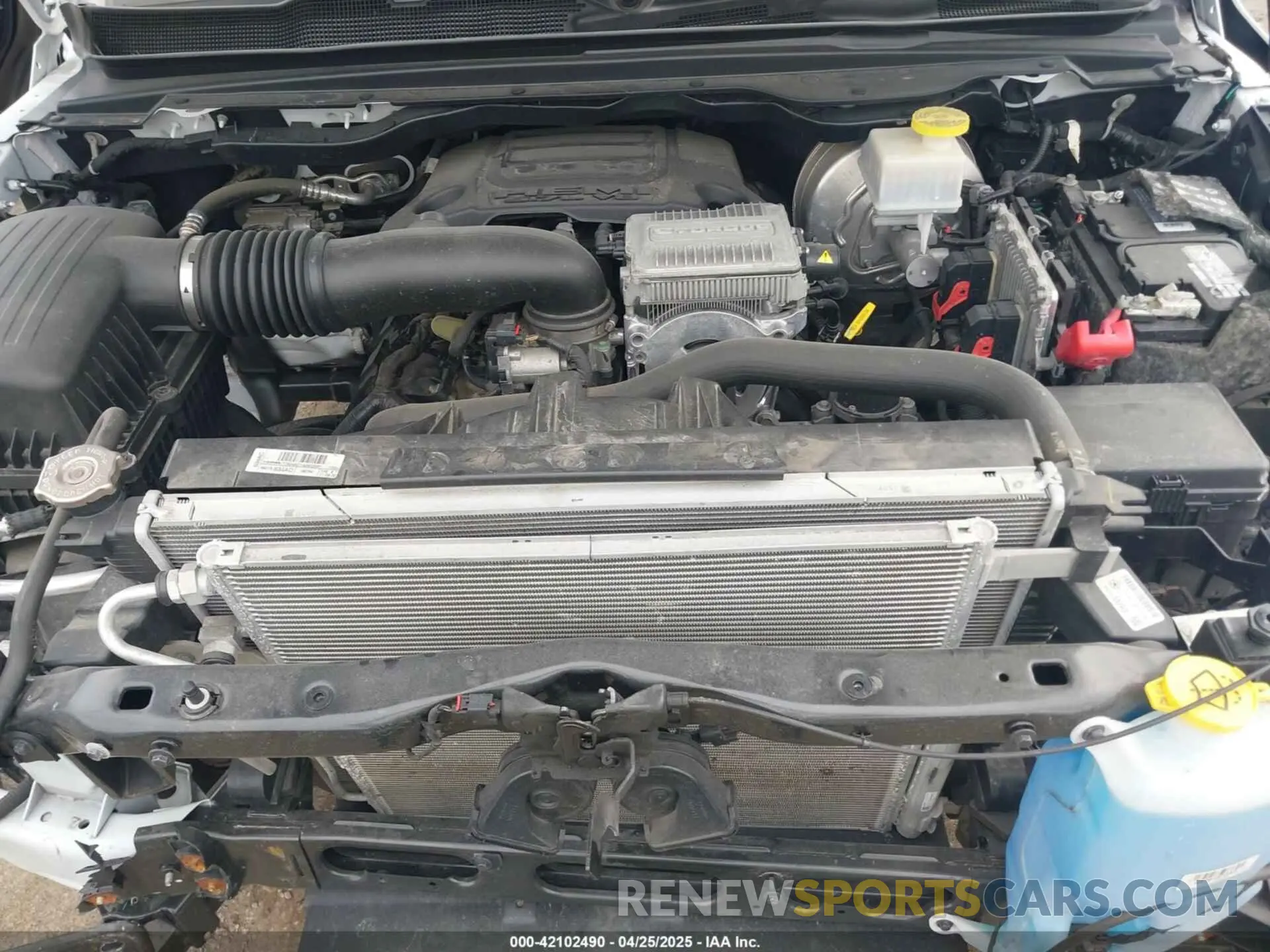 10 Photograph of a damaged car 1C6SRFFT8KN885693 RAM 1500 2019