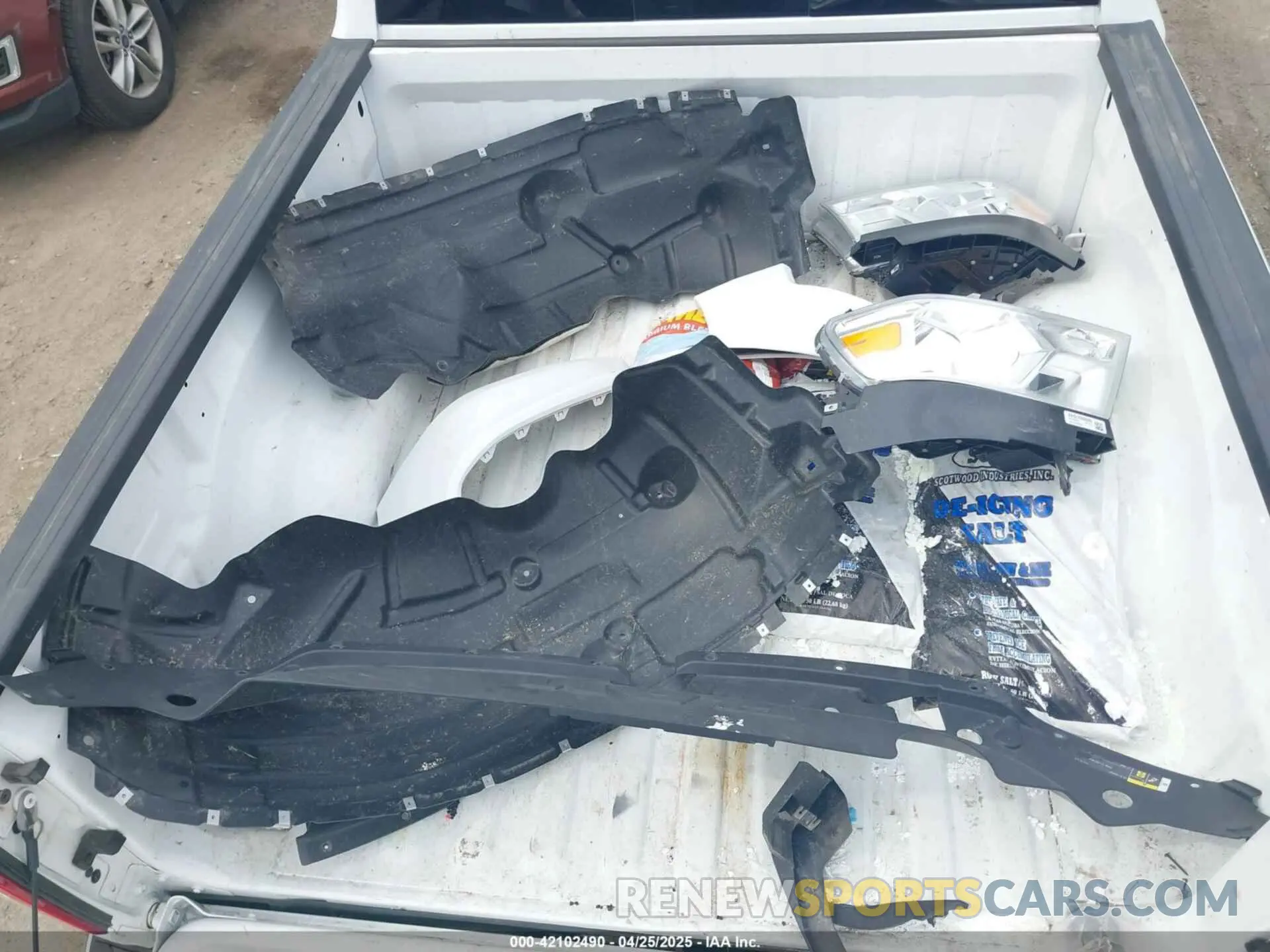 12 Photograph of a damaged car 1C6SRFFT8KN885693 RAM 1500 2019