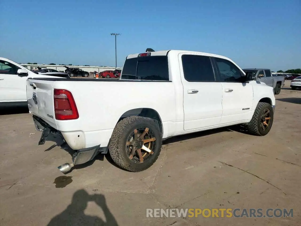 3 Photograph of a damaged car 1C6SRFFT9KN538146 RAM 1500 2019