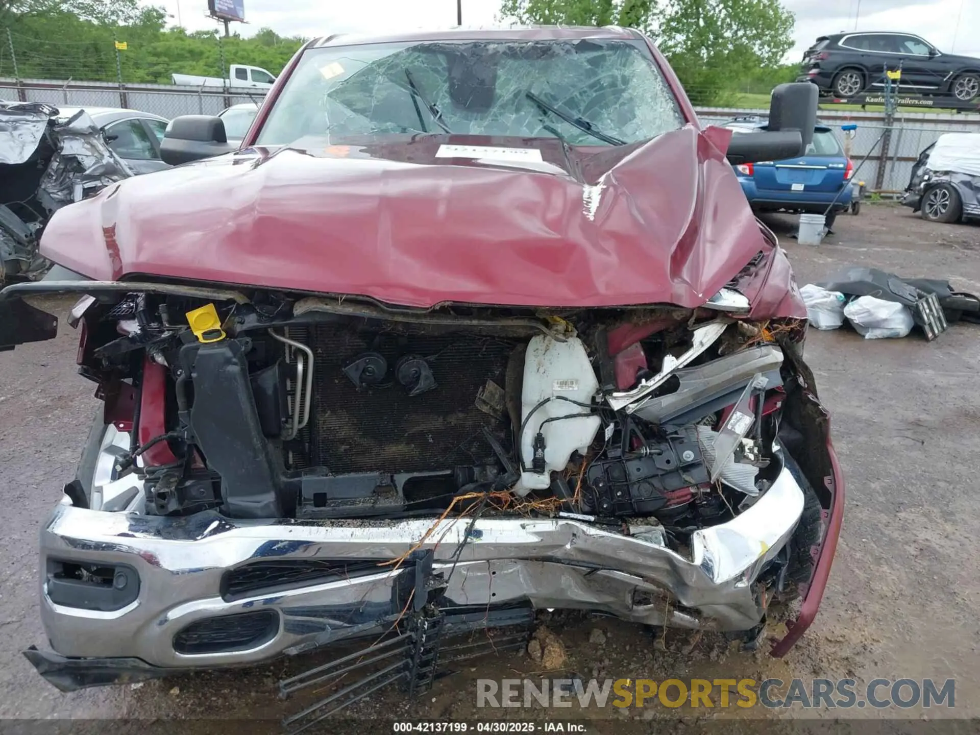 12 Photograph of a damaged car 1C6SRFFT9KN574273 RAM 1500 2019