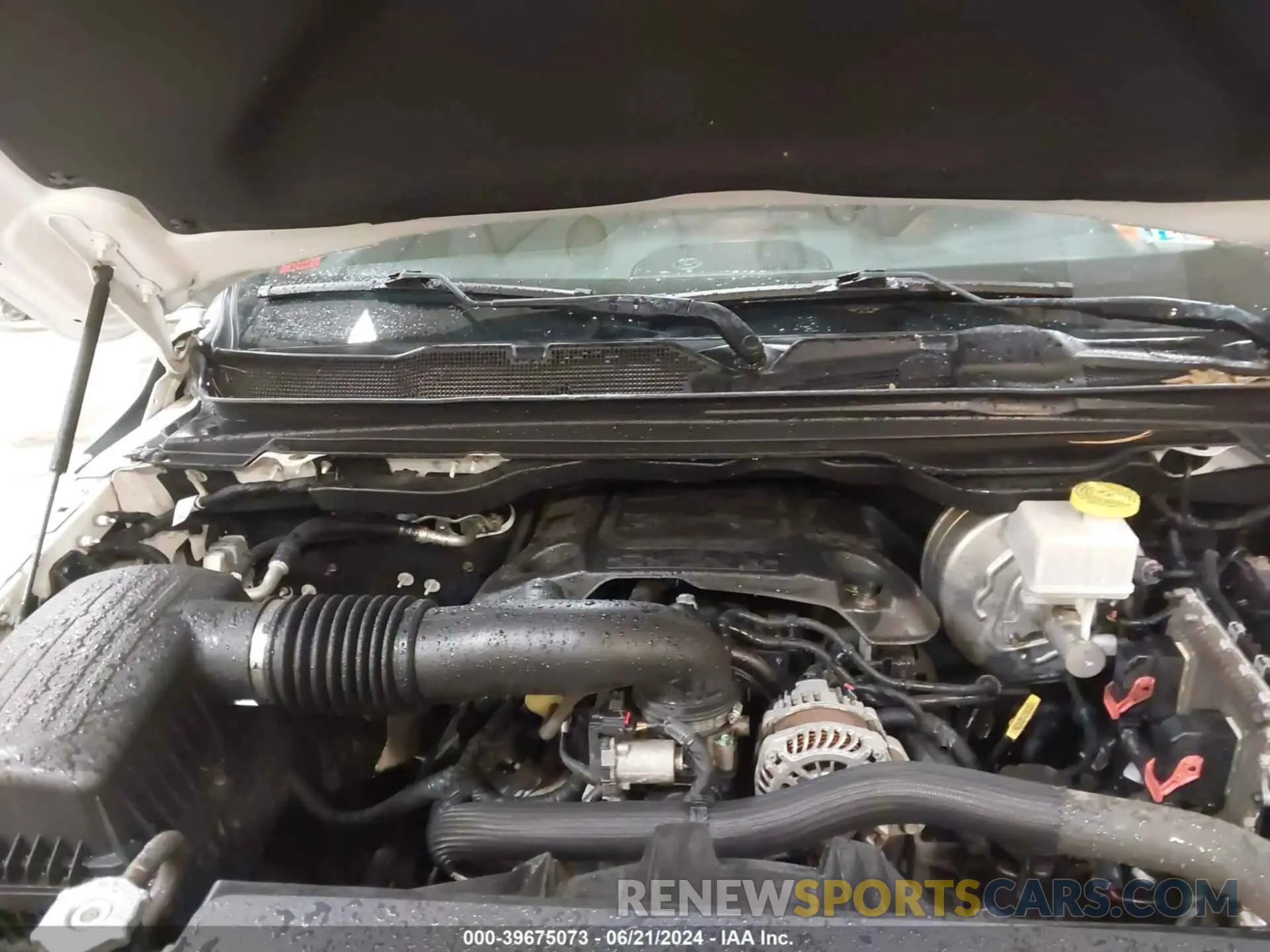 10 Photograph of a damaged car 1C6SRFFT9KN575214 RAM 1500 2019