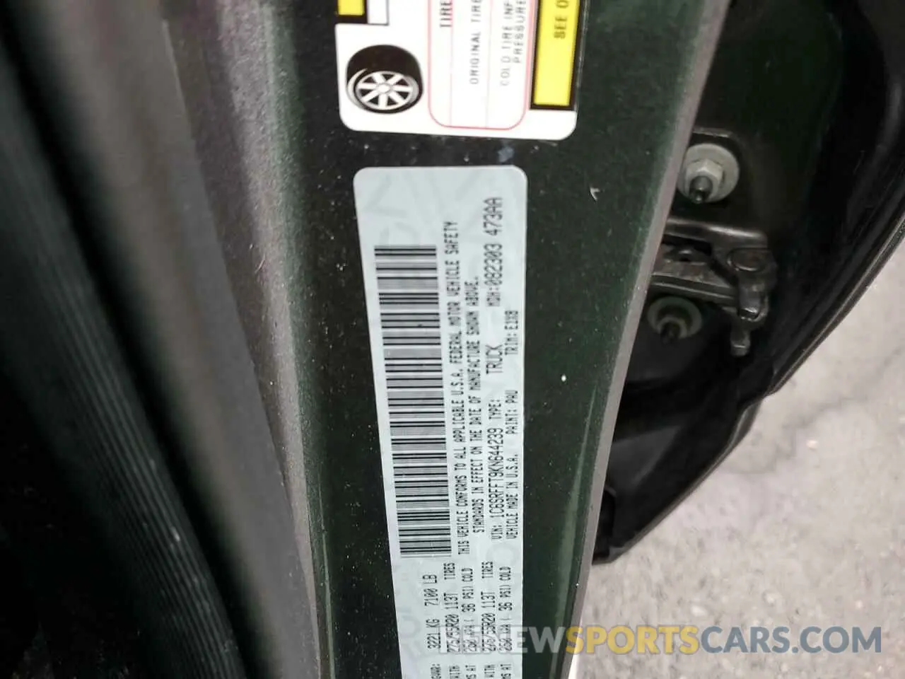 14 Photograph of a damaged car 1C6SRFFT9KN644239 RAM 1500 2019