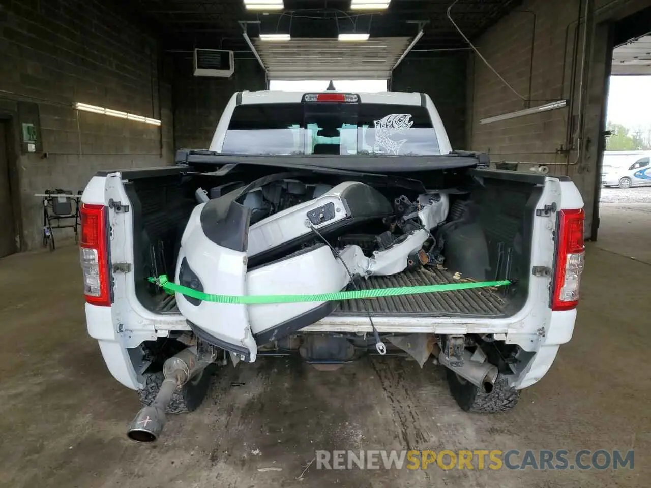 6 Photograph of a damaged car 1C6SRFFT9KN756328 RAM 1500 2019