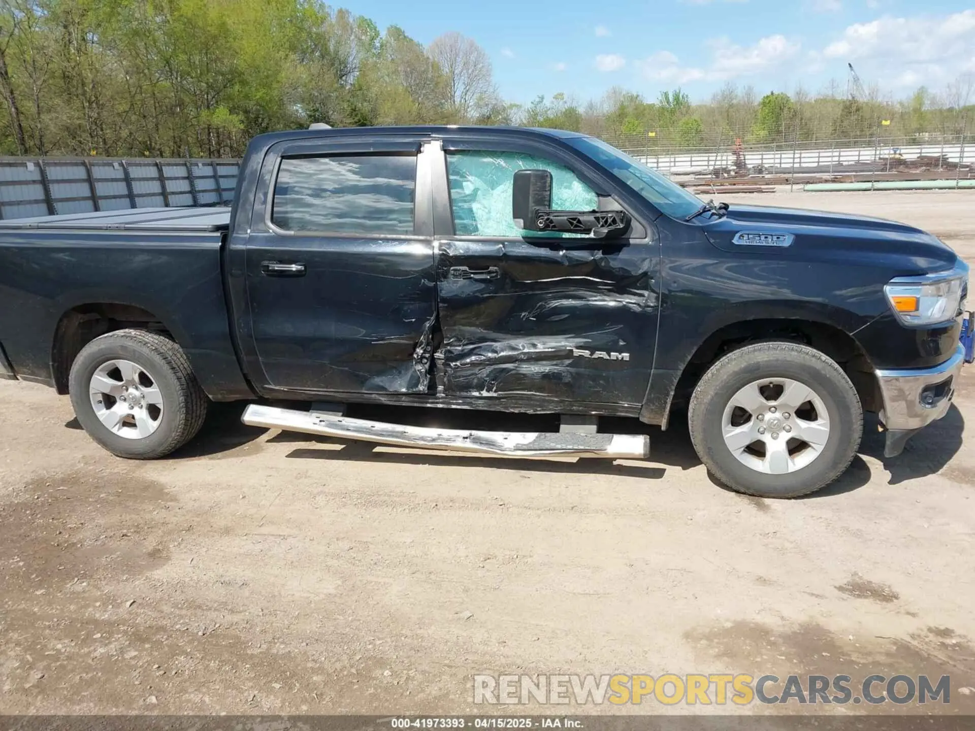 13 Photograph of a damaged car 1C6SRFFT9KN765787 RAM 1500 2019