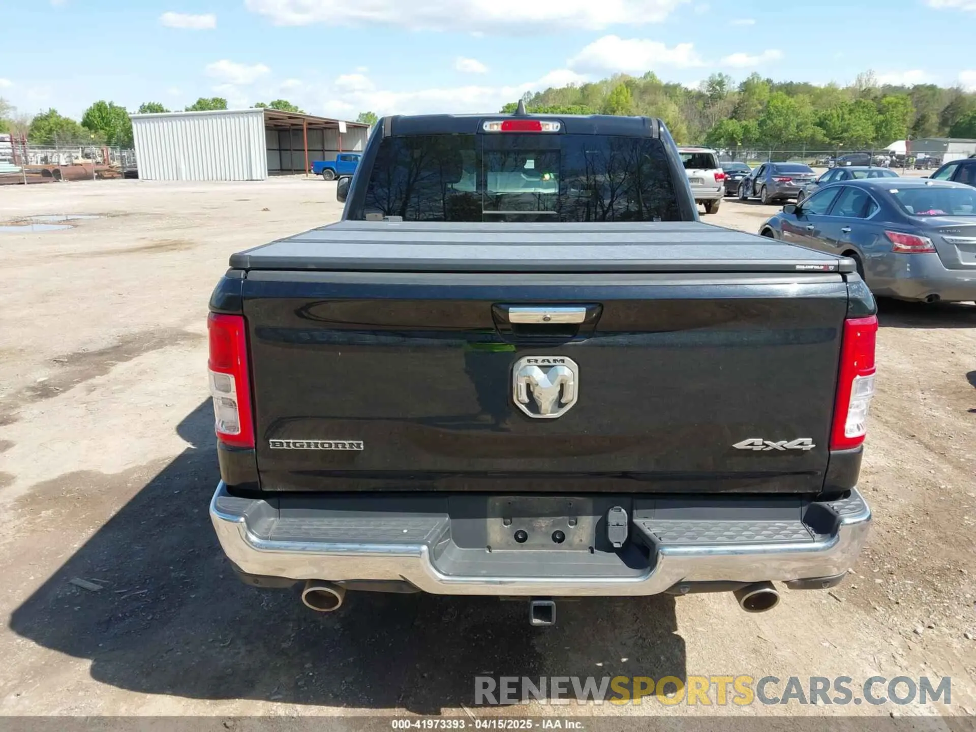 16 Photograph of a damaged car 1C6SRFFT9KN765787 RAM 1500 2019