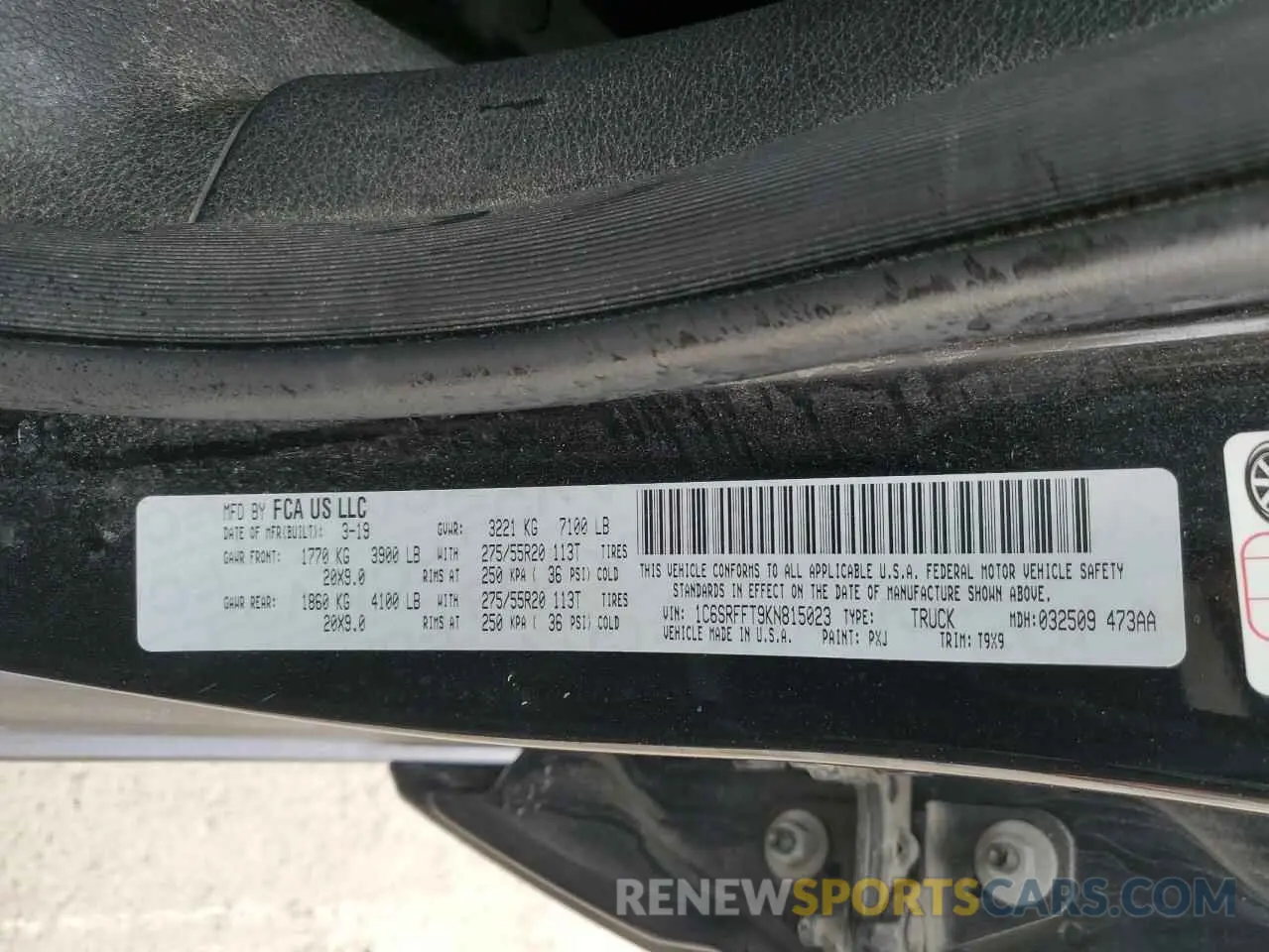 13 Photograph of a damaged car 1C6SRFFT9KN815023 RAM 1500 2019