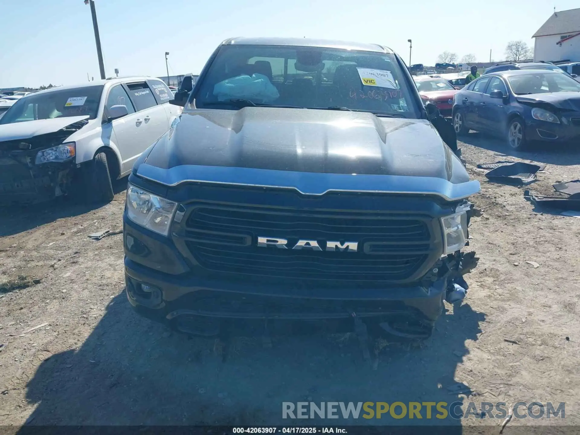 12 Photograph of a damaged car 1C6SRFFT9KN857742 RAM 1500 2019
