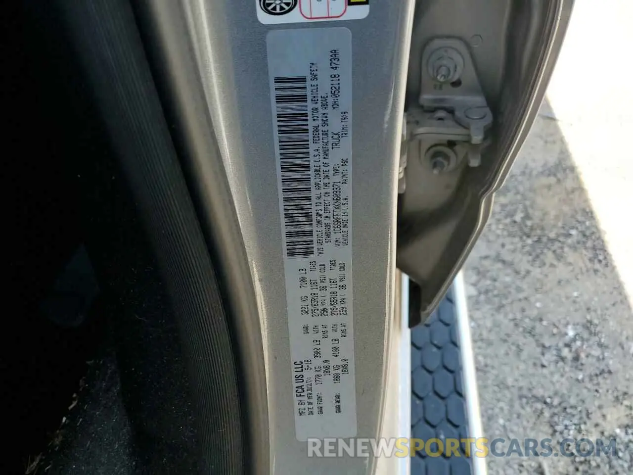 12 Photograph of a damaged car 1C6SRFFTXKN609371 RAM 1500 2019