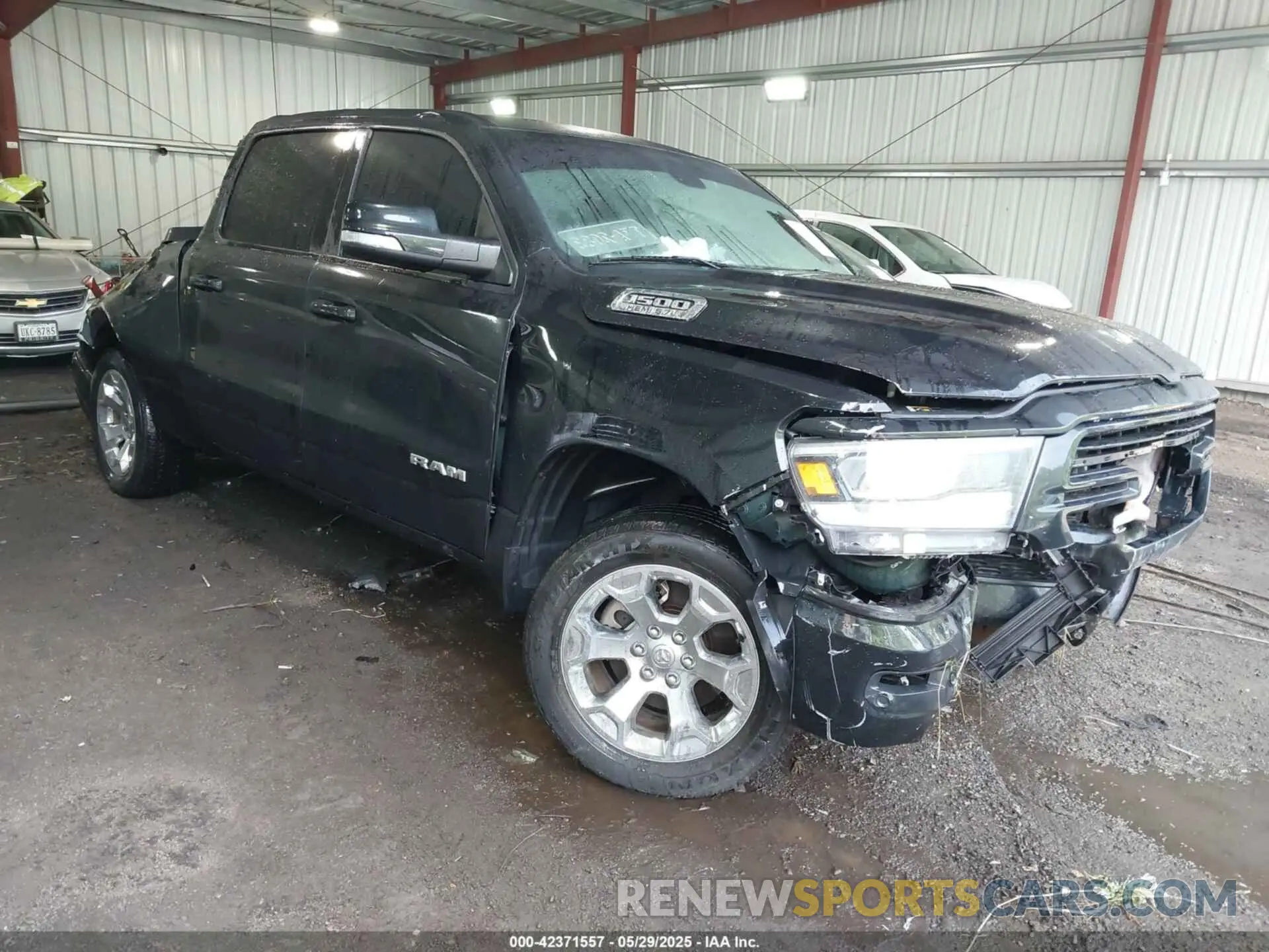 1 Photograph of a damaged car 1C6SRFFTXKN674611 RAM 1500 2019