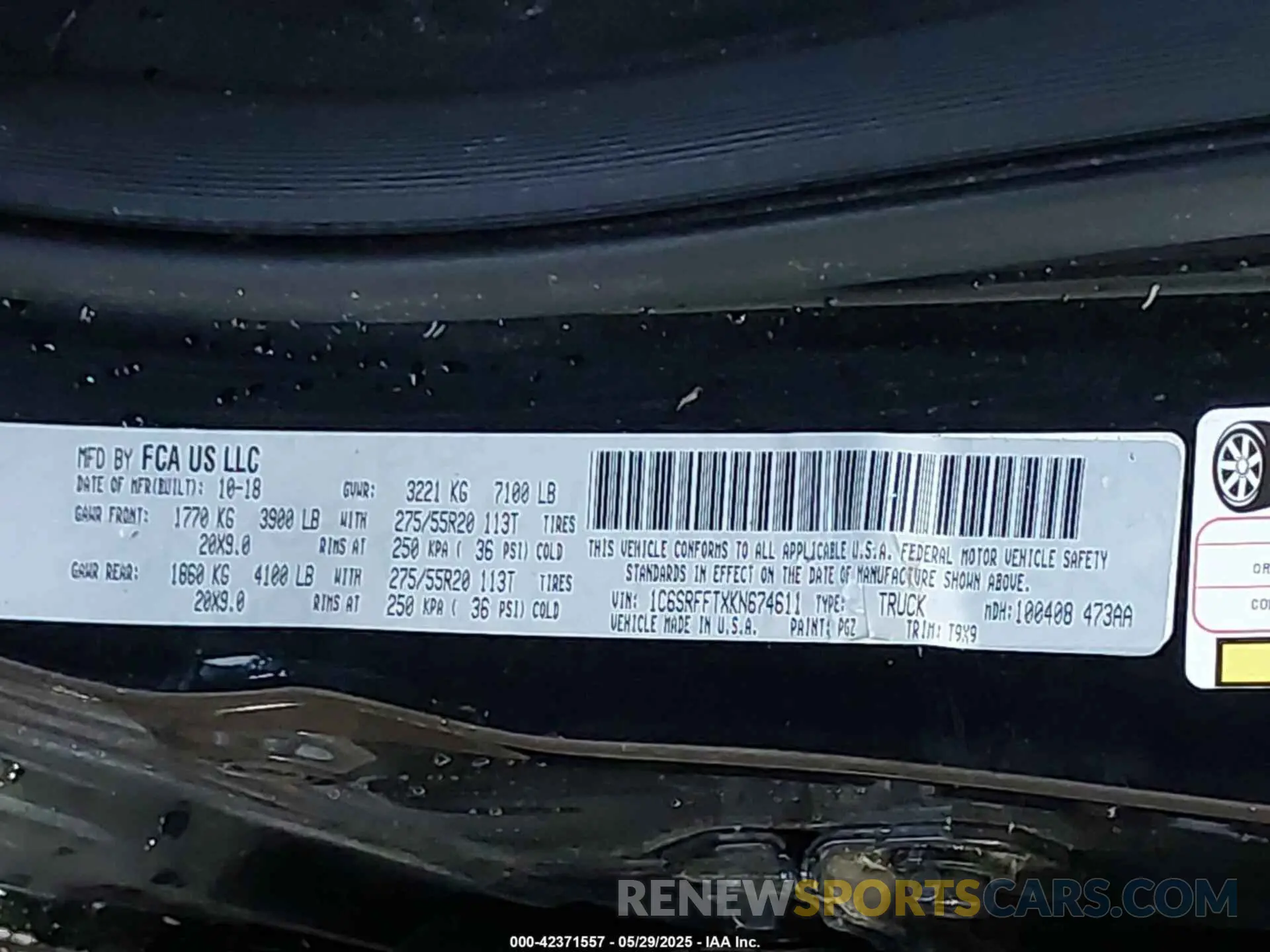 9 Photograph of a damaged car 1C6SRFFTXKN674611 RAM 1500 2019