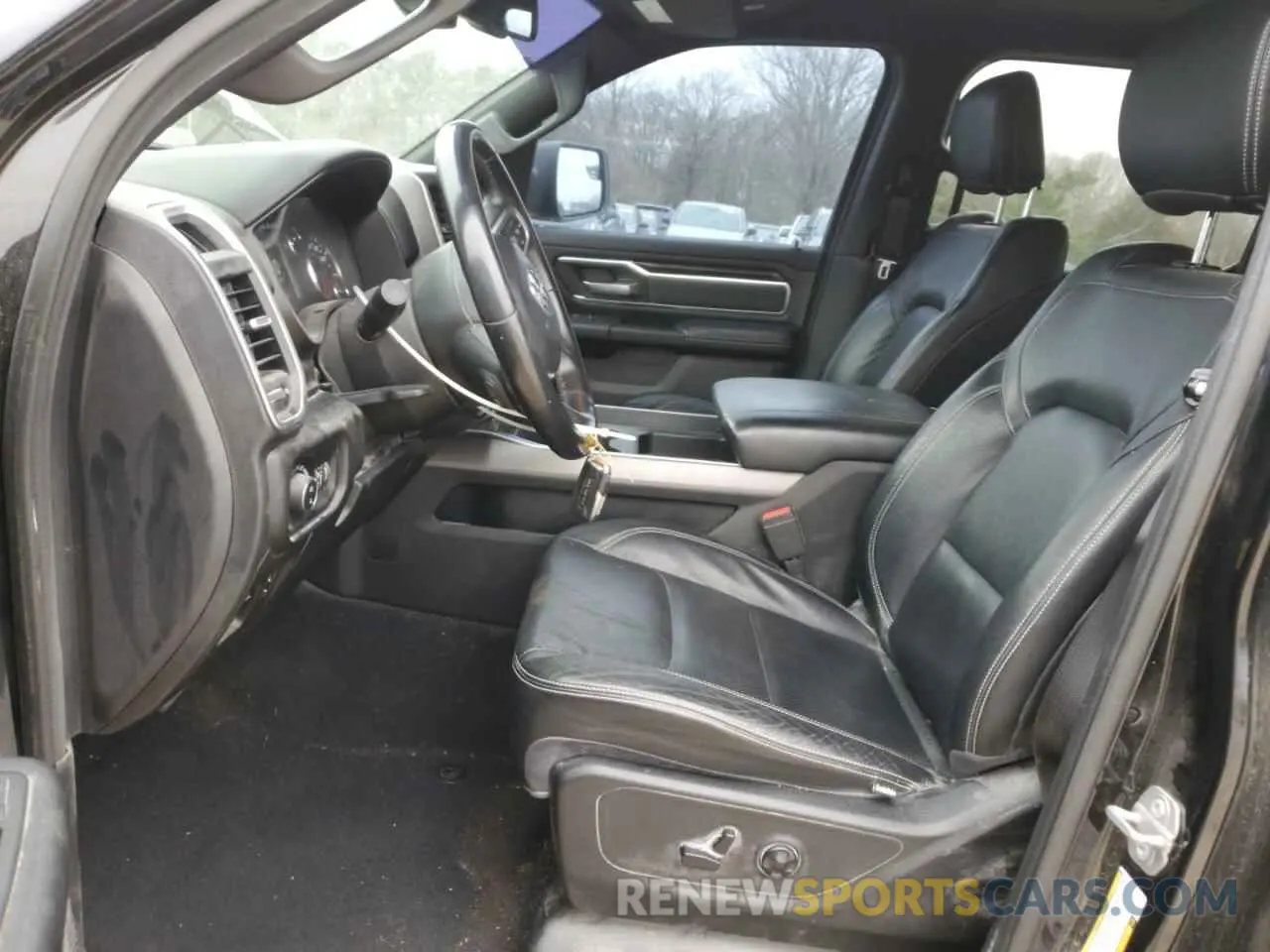 7 Photograph of a damaged car 1C6SRFFTXKN741188 RAM 1500 2019