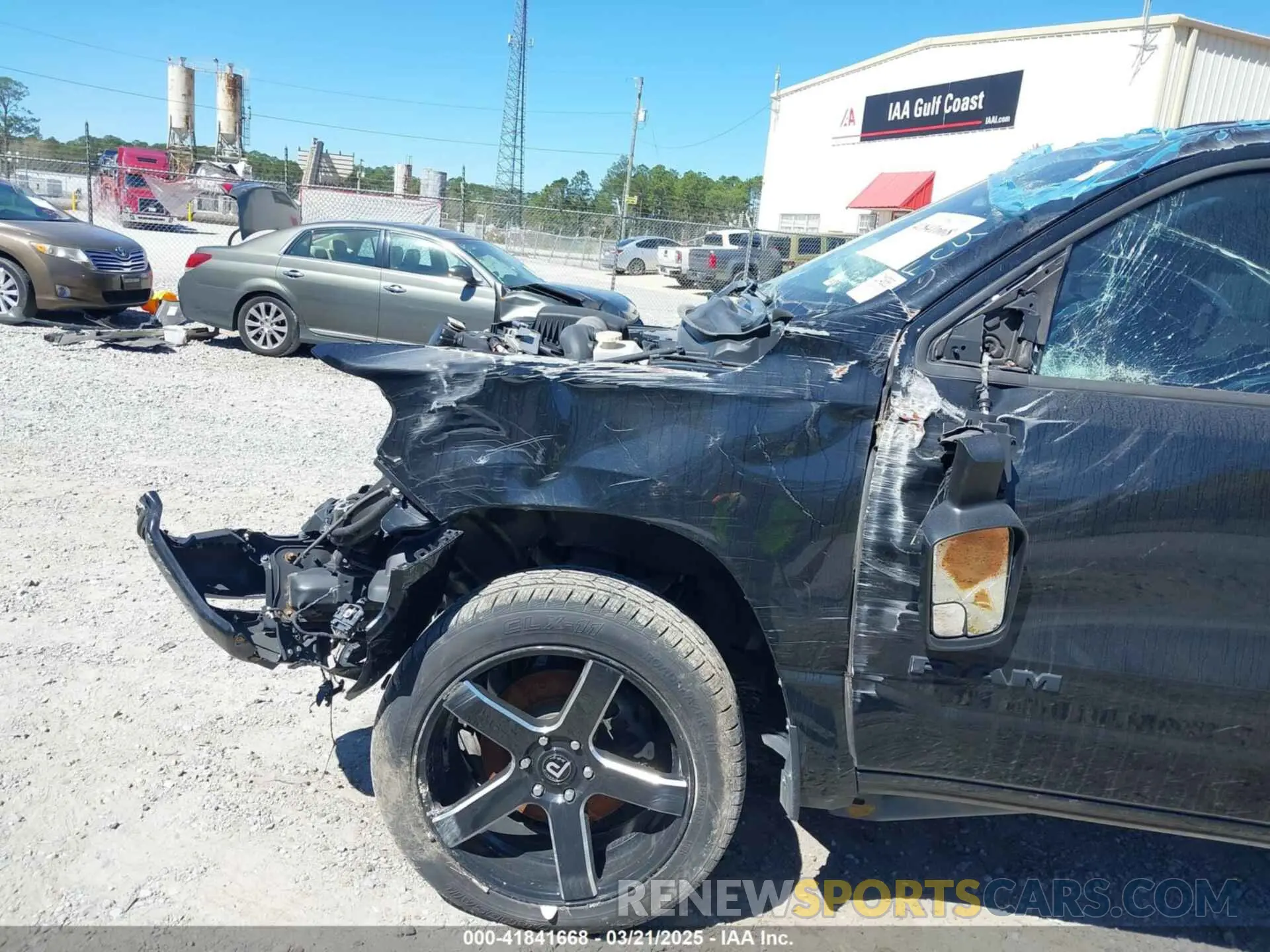 6 Photograph of a damaged car 1C6SRFFTXKN796983 RAM 1500 2019