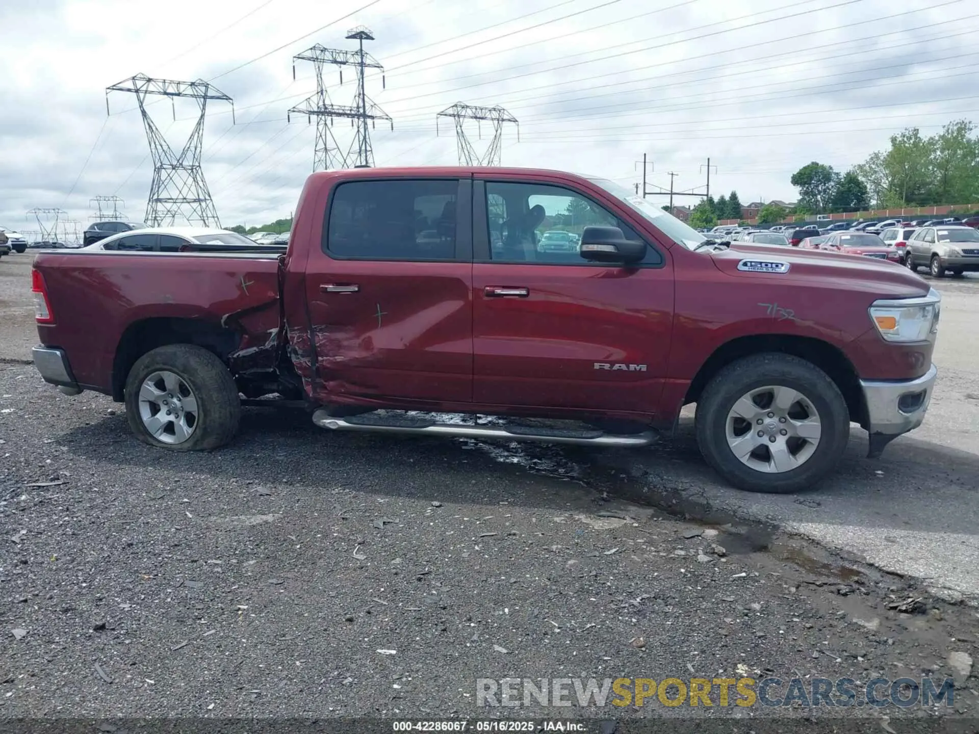 13 Photograph of a damaged car 1C6SRFFTXKN896288 RAM 1500 2019