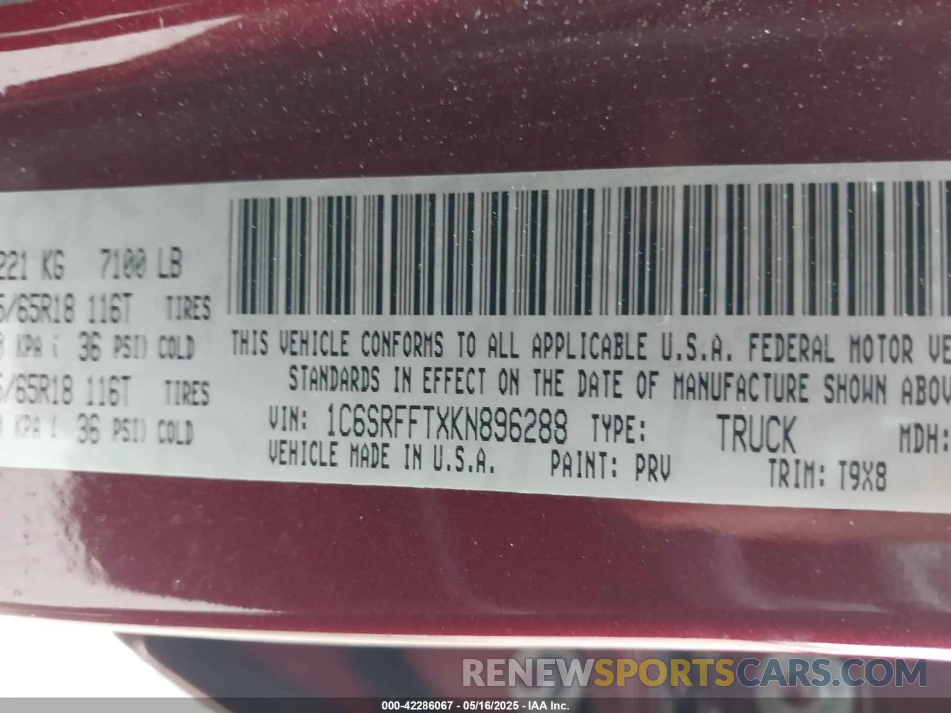 9 Photograph of a damaged car 1C6SRFFTXKN896288 RAM 1500 2019