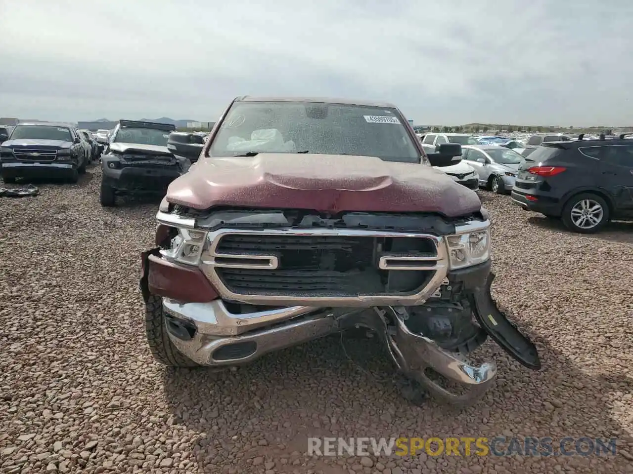 5 Photograph of a damaged car 1C6SRFFTXKN907094 RAM 1500 2019