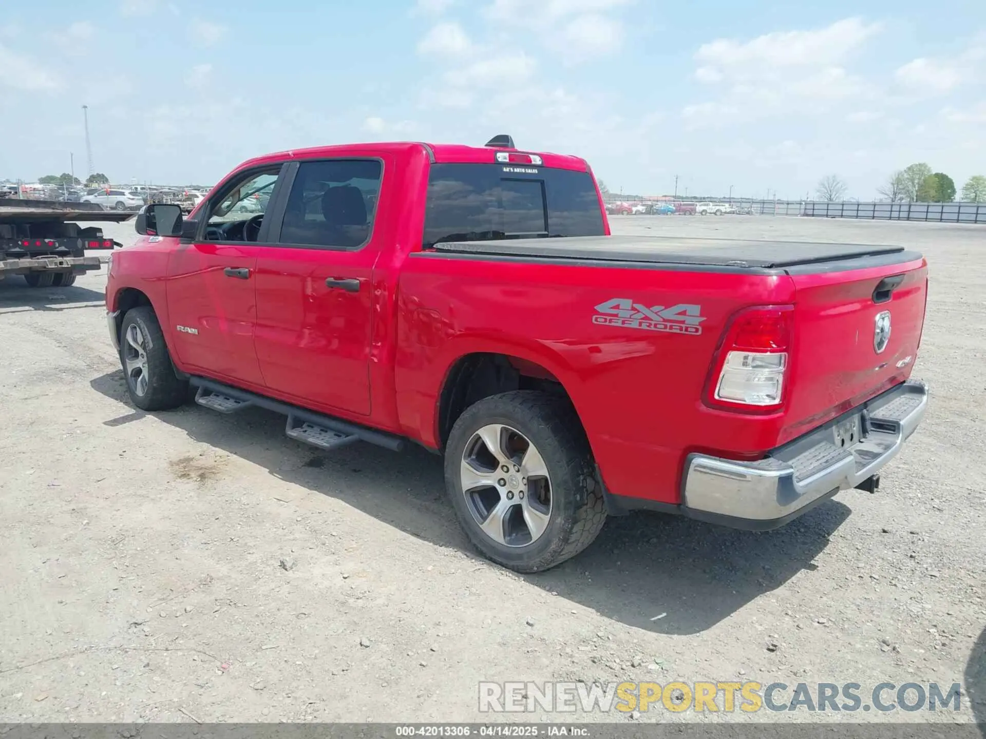 3 Photograph of a damaged car 1C6SRFGT0KN615078 RAM 1500 2019