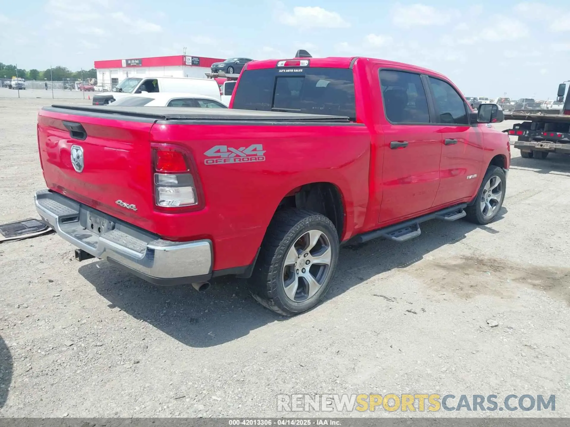 4 Photograph of a damaged car 1C6SRFGT0KN615078 RAM 1500 2019