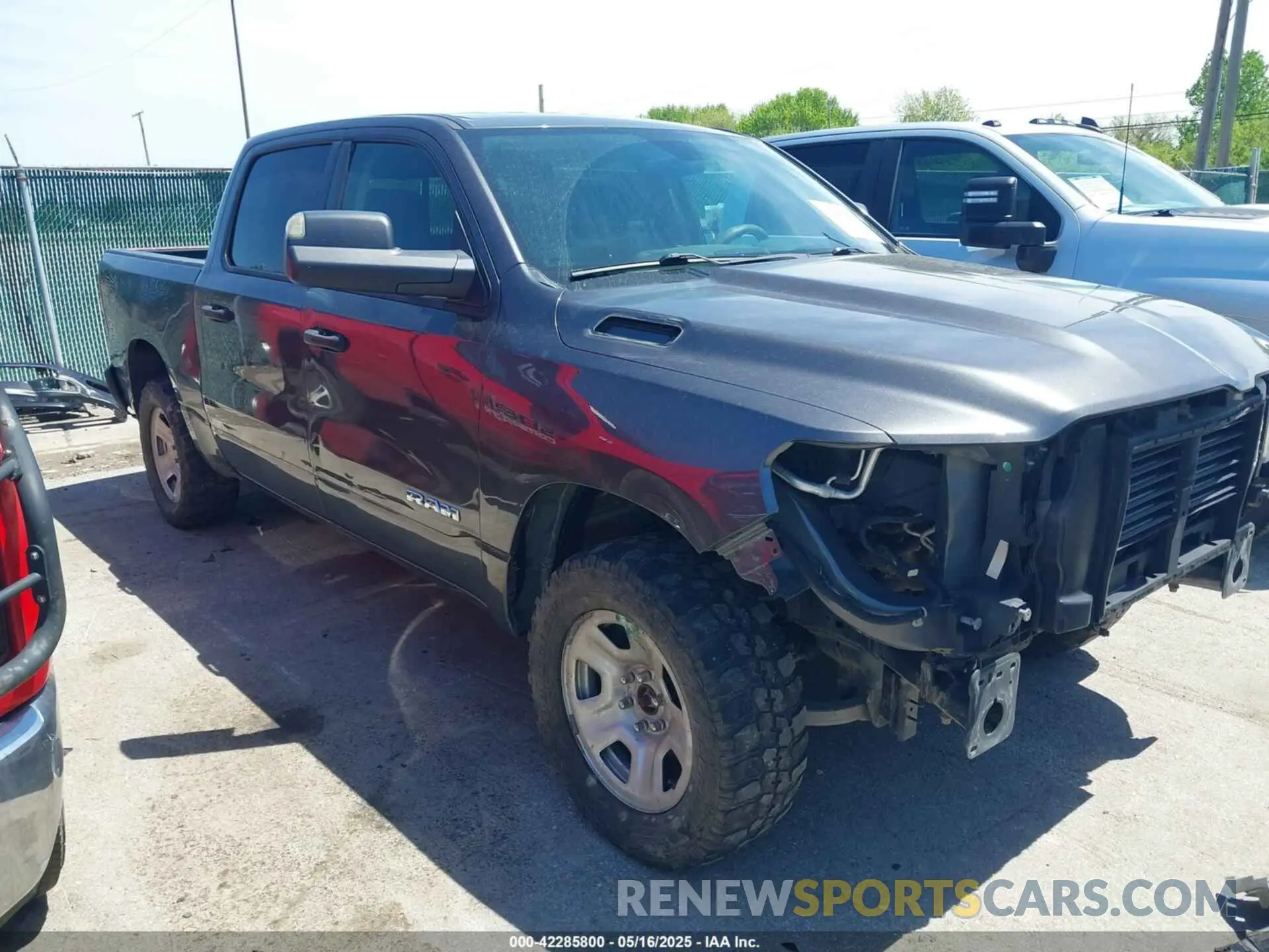 1 Photograph of a damaged car 1C6SRFGT2KN579720 RAM 1500 2019