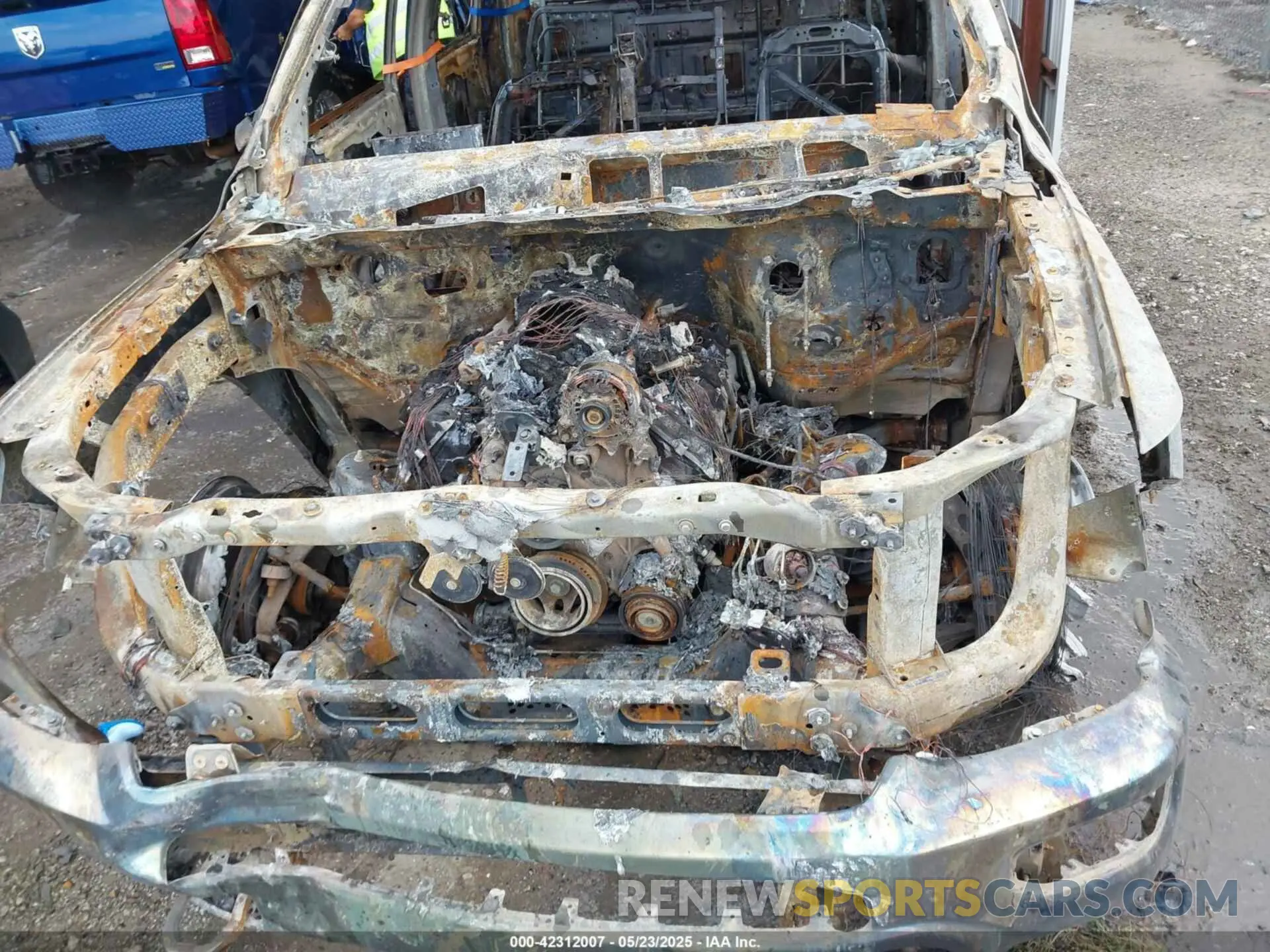 12 Photograph of a damaged car 1C6SRFGT2KN591334 RAM 1500 2019