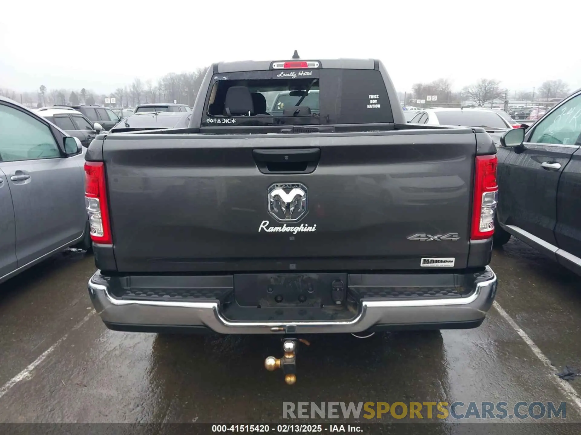 16 Photograph of a damaged car 1C6SRFGT5KN598052 RAM 1500 2019
