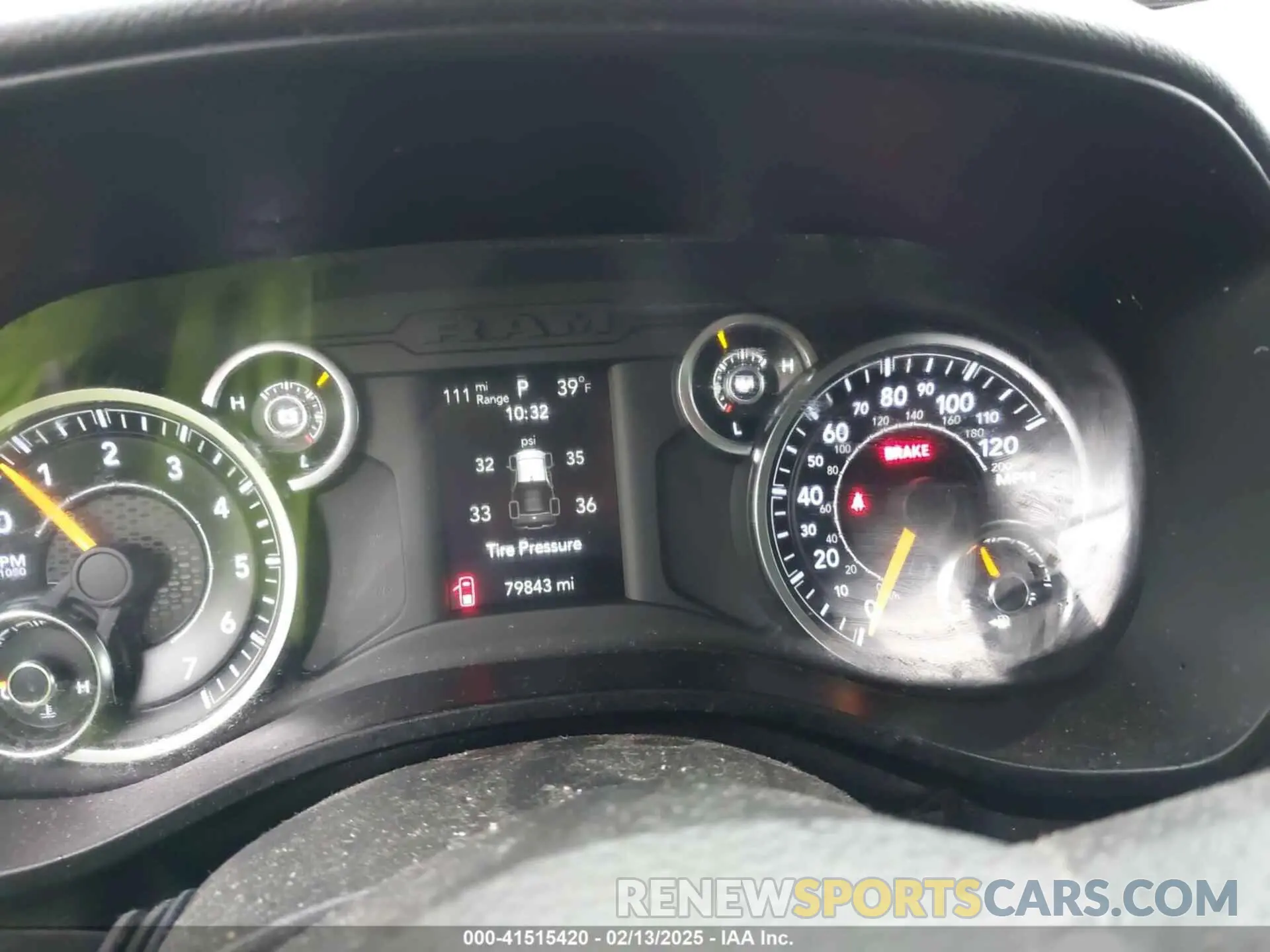 7 Photograph of a damaged car 1C6SRFGT5KN598052 RAM 1500 2019