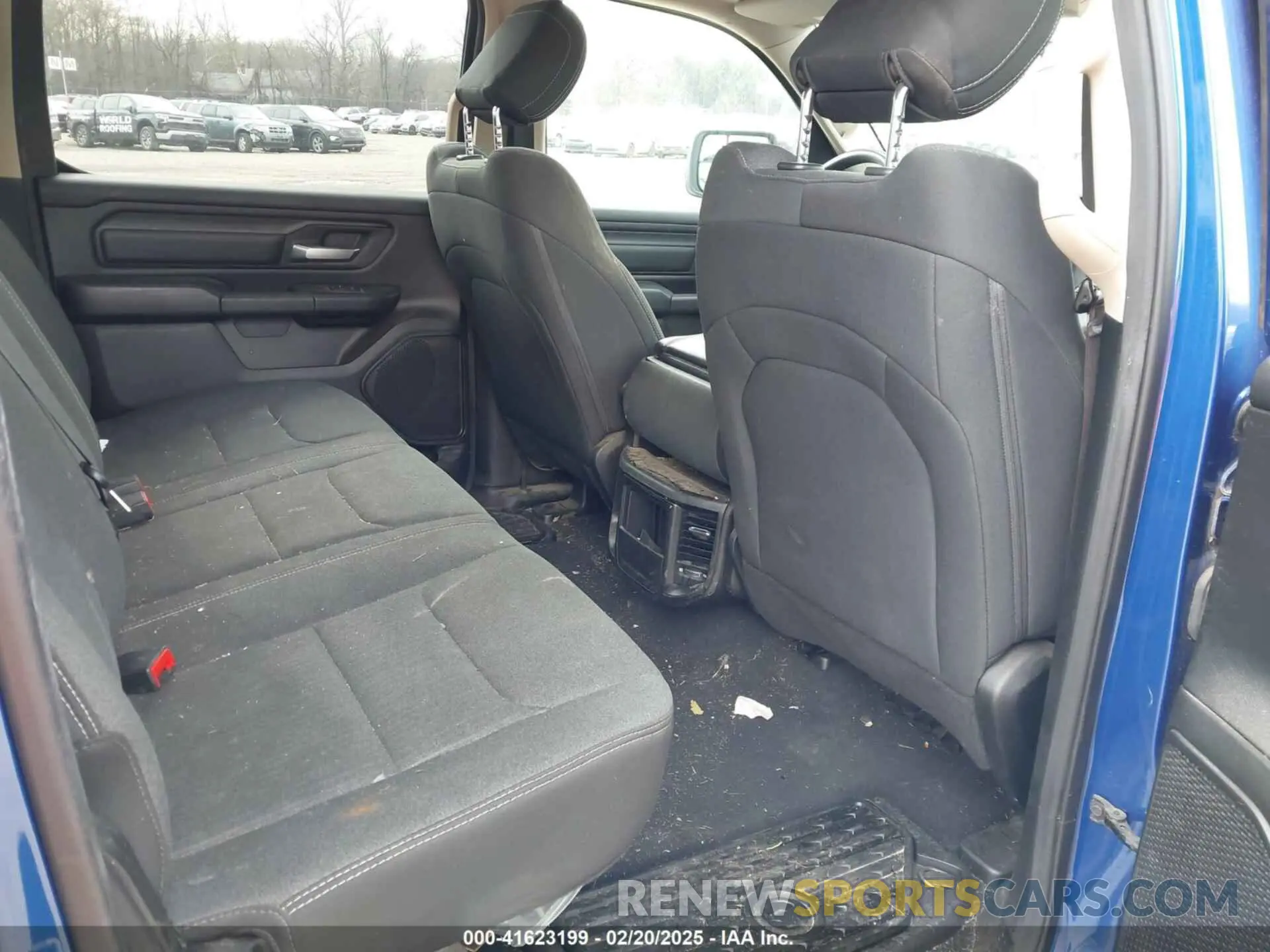 8 Photograph of a damaged car 1C6SRFGT7KN624201 RAM 1500 2019