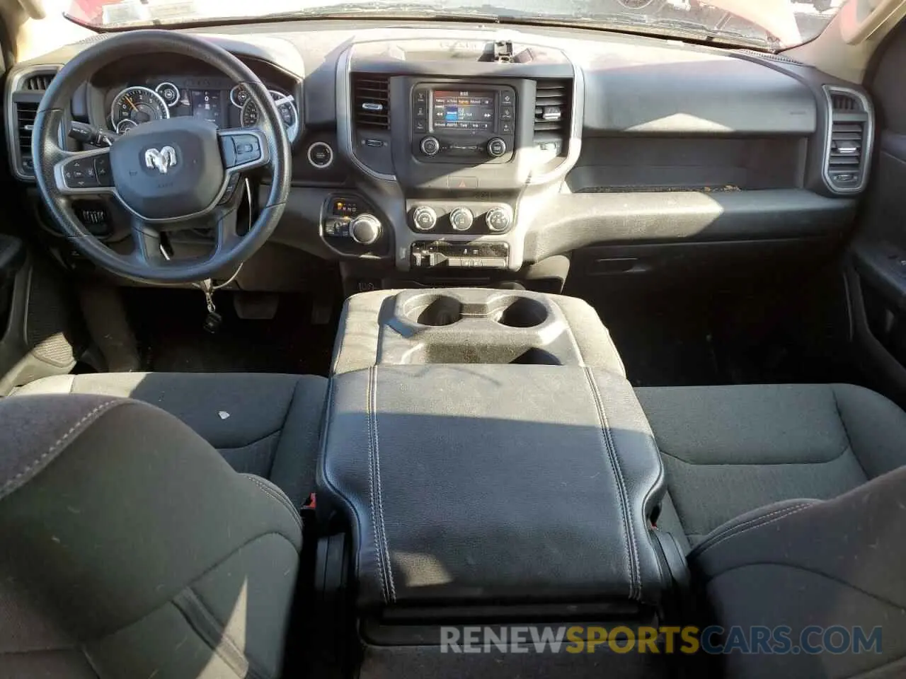 8 Photograph of a damaged car 1C6SRFGTXKN605450 RAM 1500 2019