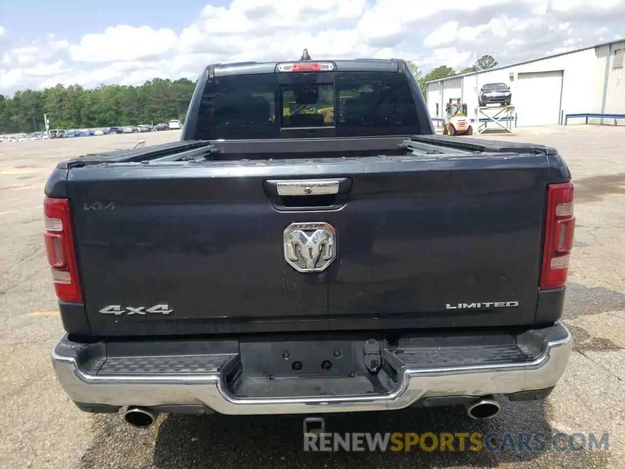 6 Photograph of a damaged car 1C6SRFHT0KN600739 RAM 1500 2019