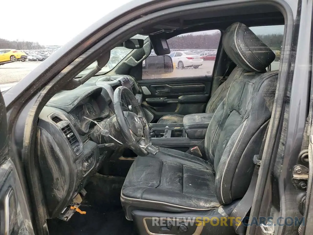 7 Photograph of a damaged car 1C6SRFHT3KN606034 RAM 1500 2019
