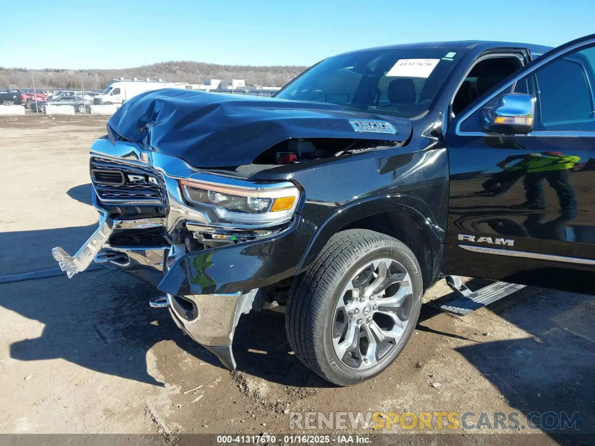 6 Photograph of a damaged car 1C6SRFHT3KN781626 RAM 1500 2019
