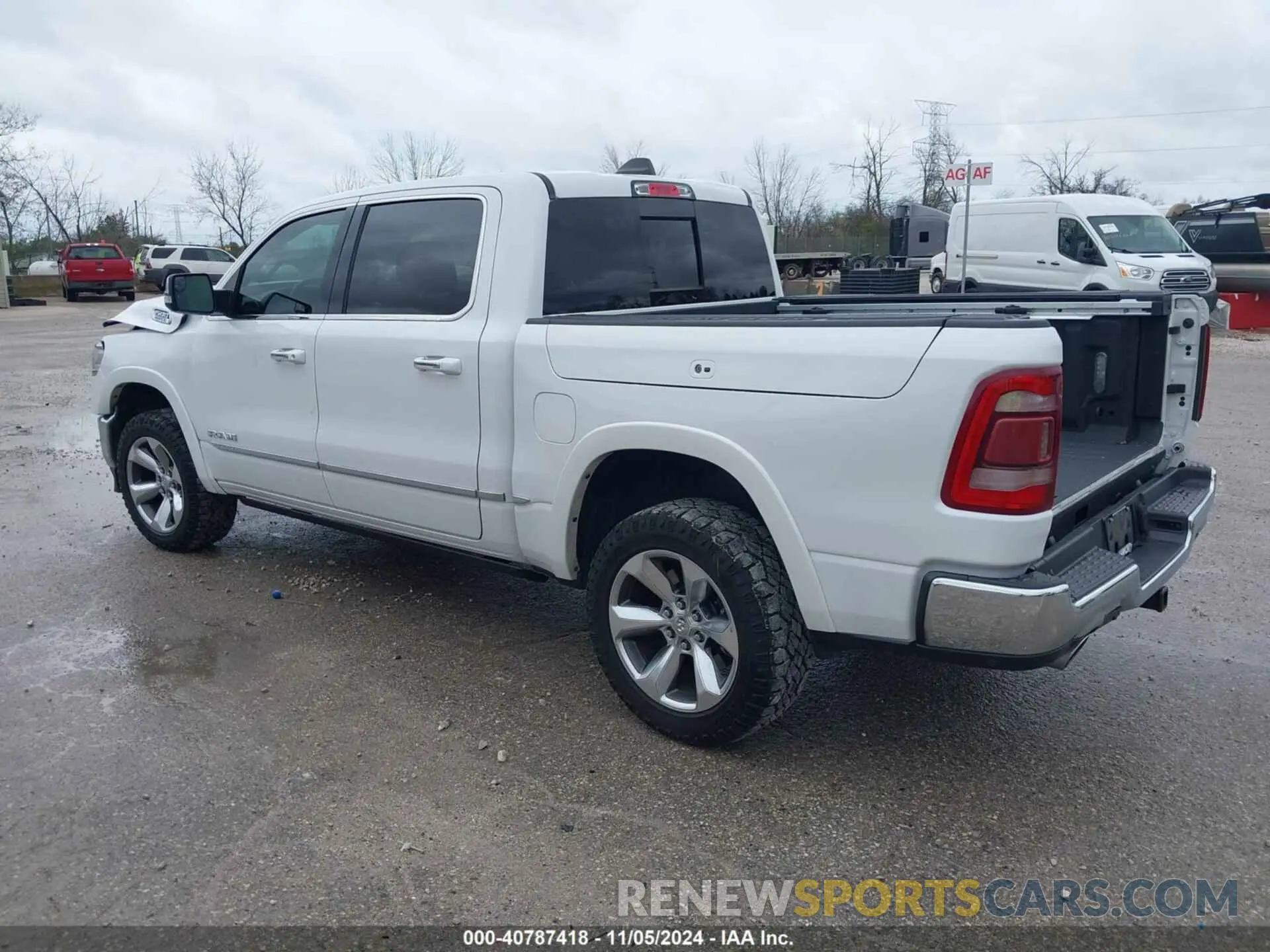3 Photograph of a damaged car 1C6SRFHT5KN670477 RAM 1500 2019